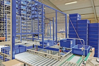 Goods movements in a warehouse is an aspect that can be optimised by implementing AI in logistics