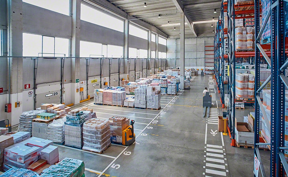 The logistics operator Ekom equals effective picking – Mecalux.co.uk