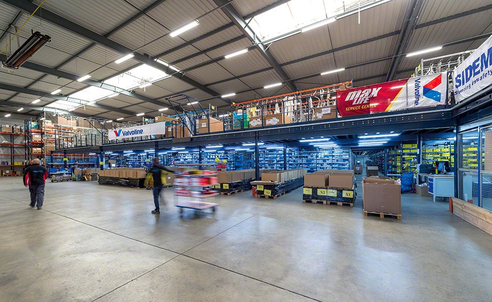 Van Heck Interpieces: Speedy order picking at its automobile spare parts warehouse