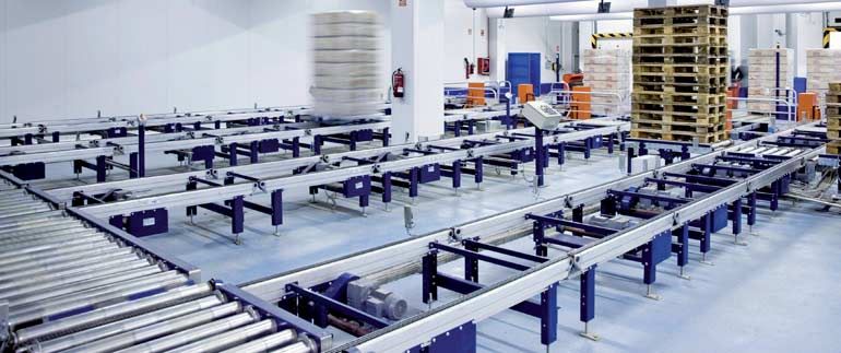 Warehouse for a company producing and distributing pre-baked bread, frozen pastries, and baked products.