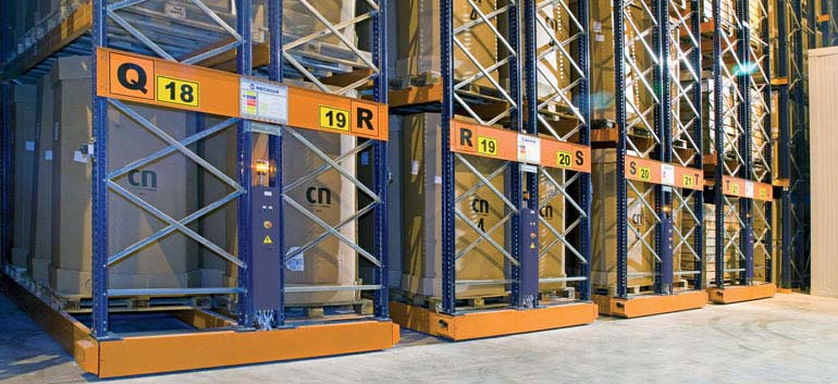 Storage and distribution of frozen products.