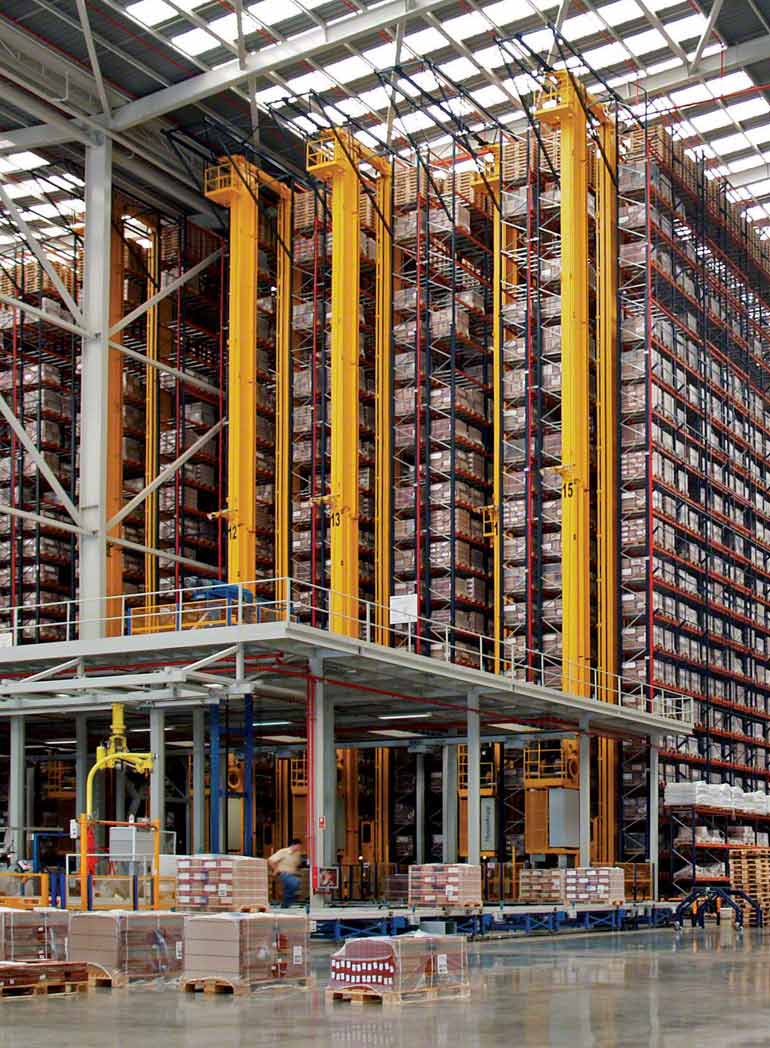 Inside an industrial building for the production and sale of ceramic products for construction.