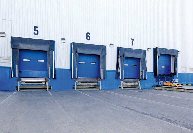 How the loading dock are distributed at a warehouse.