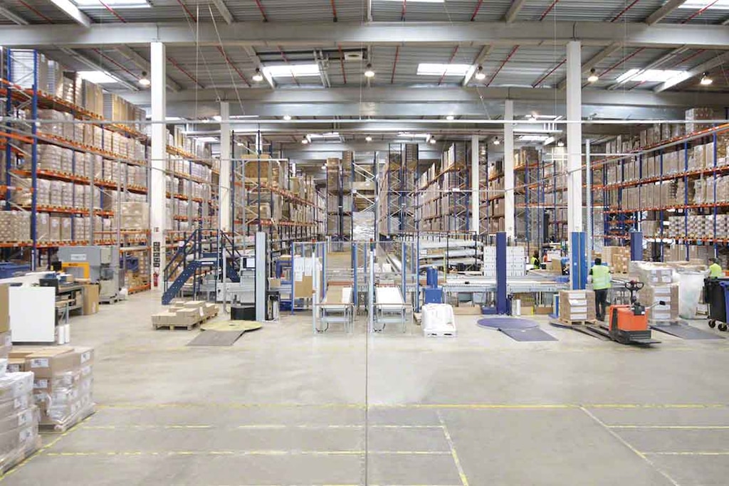 Example of semi-automated warehouse: Arvato - AS Healthcare Example of semi-automated warehouse: Arvato - AS Healthcare