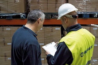 Five ways to improve your warehouse management Five ways to improve your warehouse management