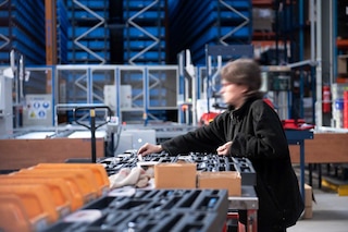 Kitting: optimising assembly in the warehouse Kitting: optimising assembly in the warehouse