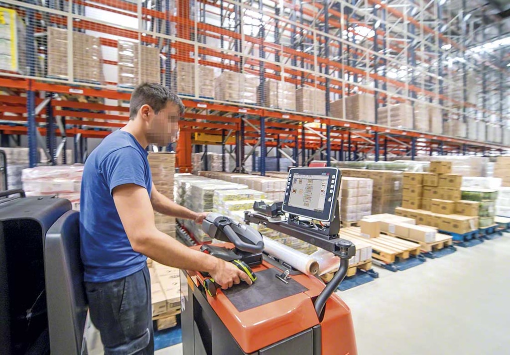 Augmented reality makes it possible to view and analyse the warehouse layout