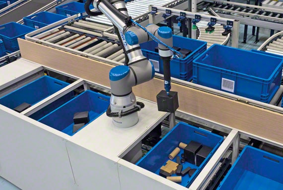 Picking robots facilitate the safe handling of fragile products in the pharmaceutical industry