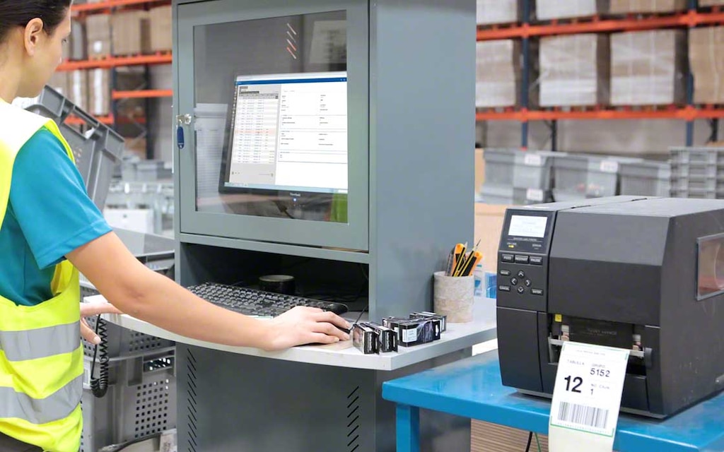 WMSs automatically organise tasks such as picking and stock replenishment