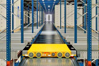 The 3D shuttle reintegrates into circulation after storing the pallet The 3D shuttle reintegrates into circulation after storing the pallet