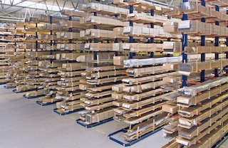 Industrial cantilever racks make the most of a facility’s height