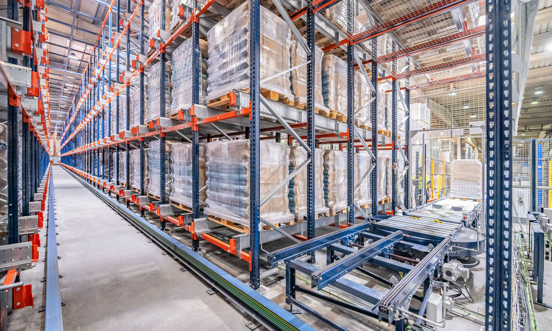 Envases Group automates its facility for tinplate lids from production Envases Group automates its facility for tinplate lids from production