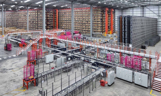 Bathroom Mountain’s e-commerce warehouse for bathroom products in the UK