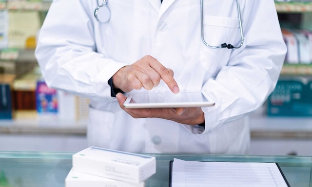 Pharmacie de la Gare supplies health and beauty products with Easy WMS