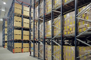 Drive-In Racking | Pallet Racking - Mecalux.co.uk