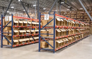 M7 long span racking systems cater seamlessly to different picking tasks M7 long span racking systems cater seamlessly to different picking tasks