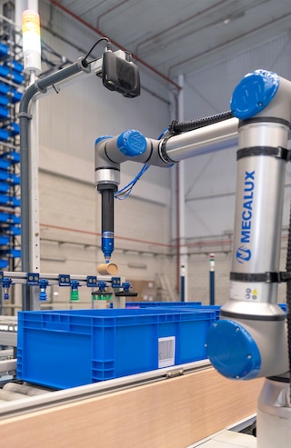 The versatile gripping device is designed to handle items of various shapes, surface finishes and sizes