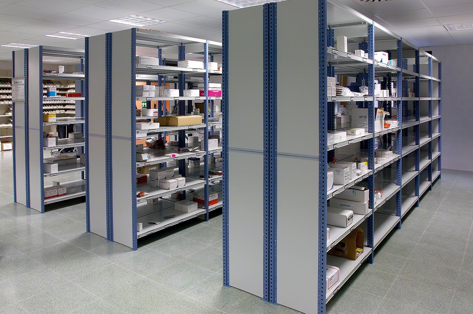 Shelving M3