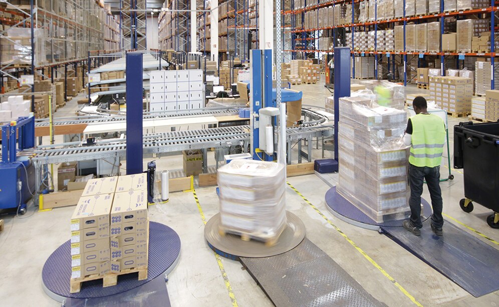 The stretch wrappers are used to secure the load that is deposited on pallets via plastic film
