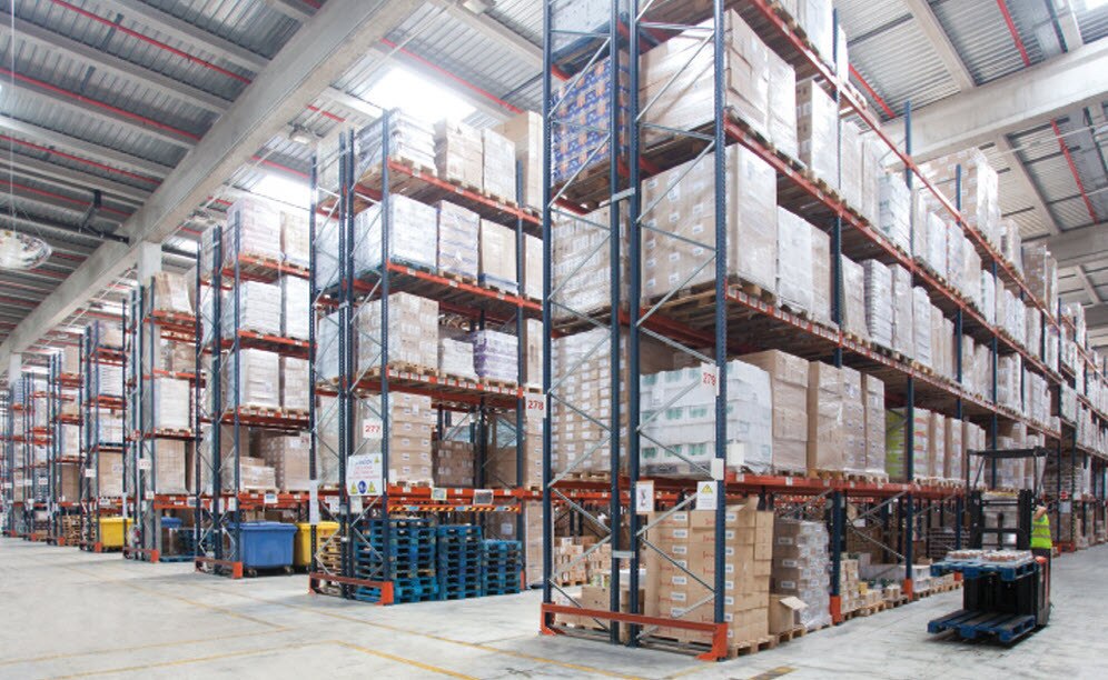 Case studies pallet racking Carreras Grupo Logístico warehouse in Spain Mecalux.co.uk