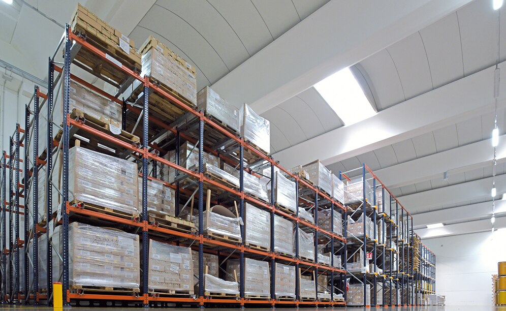 In warehouse for finished products there are different storage systems: push-back, drive-in pallet racking and Pallet Shuttle